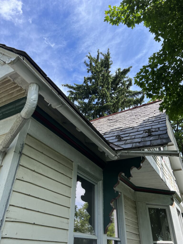 Gutter repair